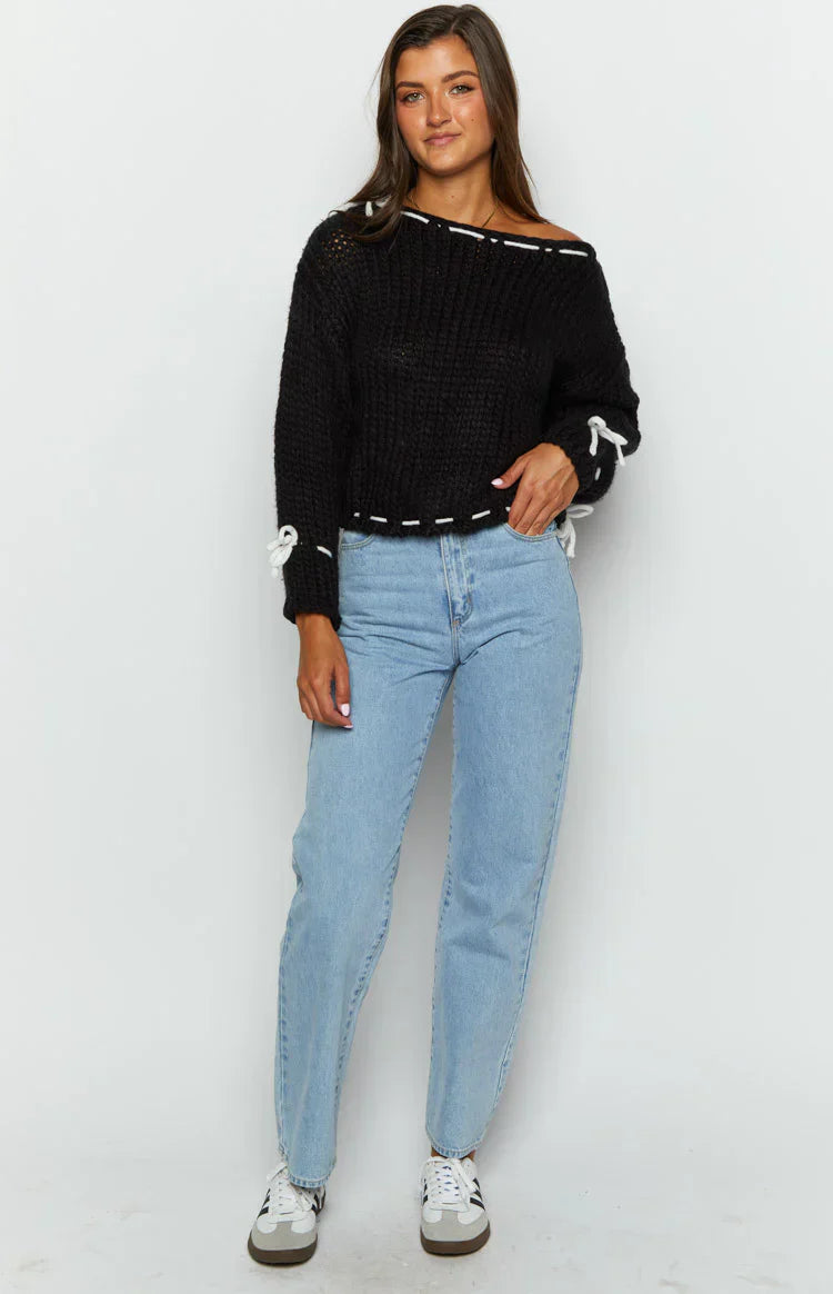 Bea Black Sweater