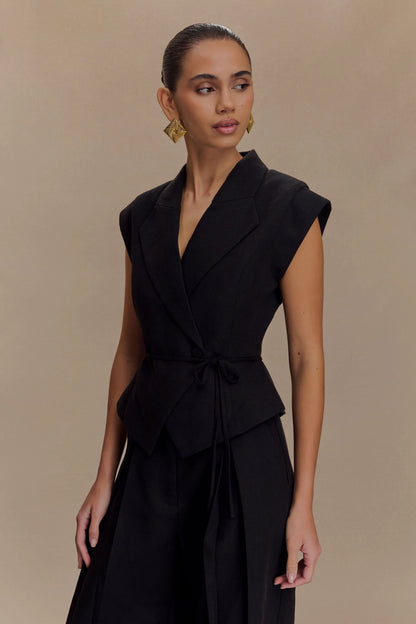 Andina Shortsleeve Linen Top Black