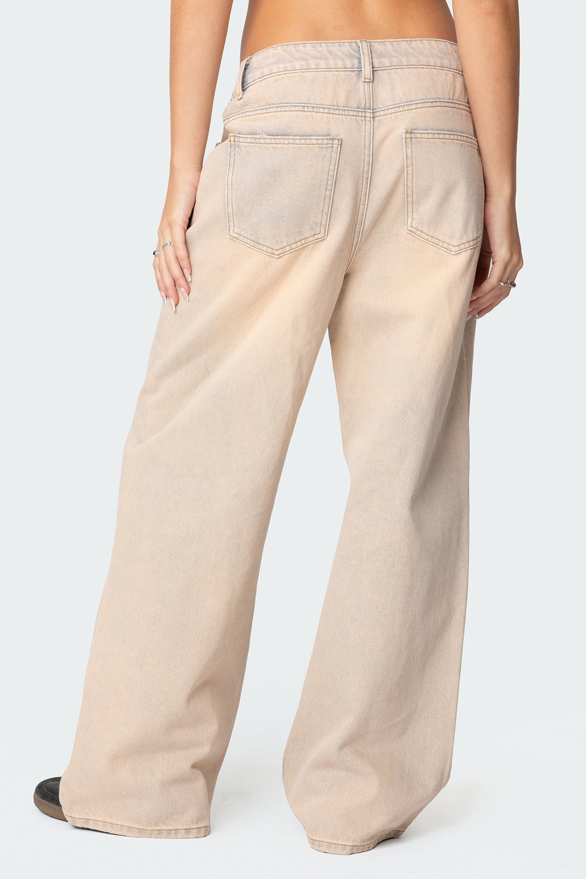 Dusty Washed Low Rise Baggy Jeans