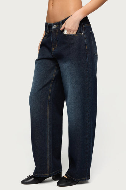 Petite Raelynn Washed Low Rise Baggy Jeans
