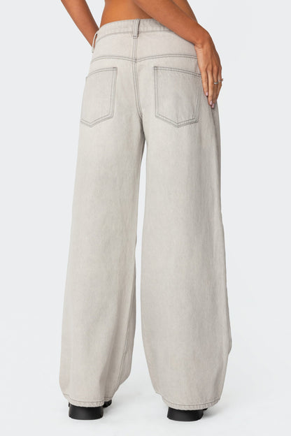 Casey Low Rise Baggy Jeans