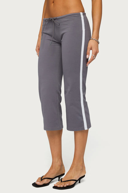 Milene Contrast French Terry Capri Pants